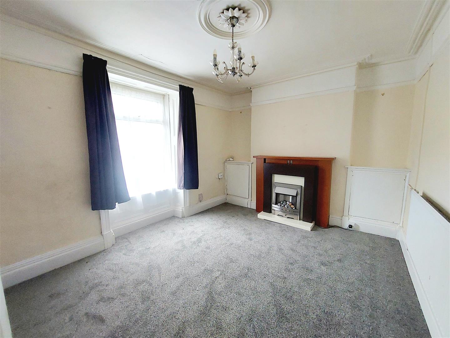 Victoria Road, Waunarlwydd, Swansea, SA5 4TB